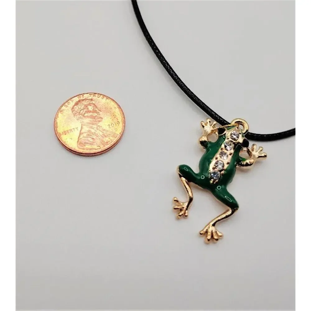 Cute New Frog Necklace Golden with CZ - Picture 4 of 4